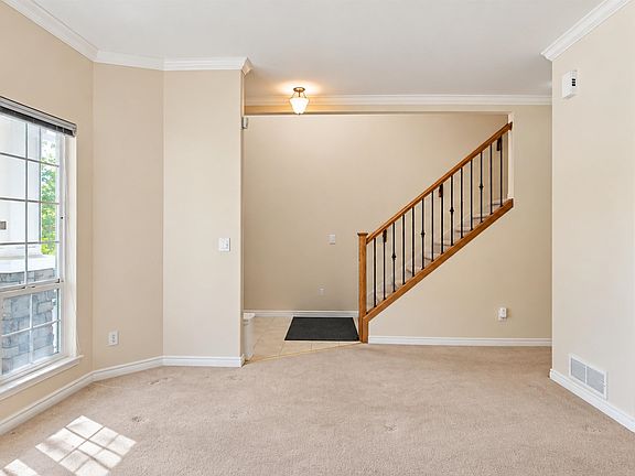 5th image of 22789 116th Ave