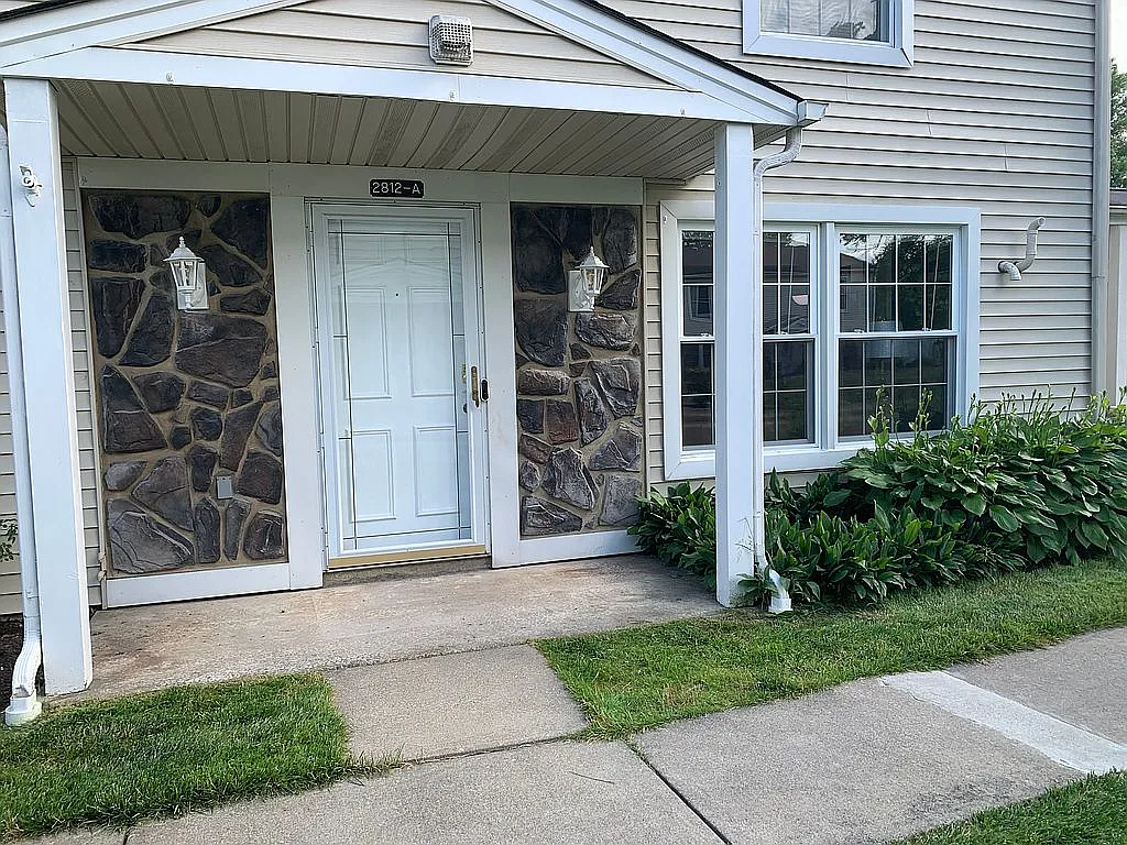 2812 Ivy Hill Cir Unit A photo 1