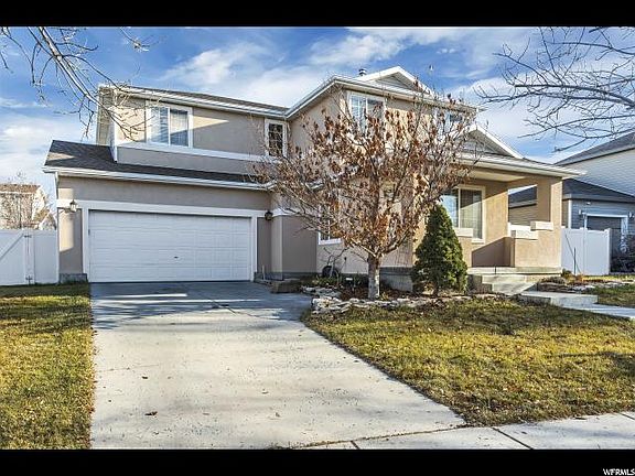 3rd image of 1696 N Dean Dr