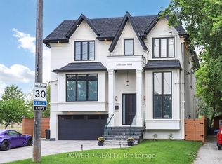 34 Dresden Rd, Toronto, ON M3H 1W9
