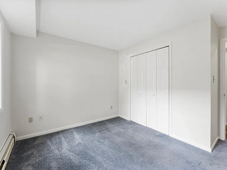 7034 Strathmore St #5 — Photo 12