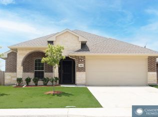 2208 Hanover St, Farmersville, TX 75442