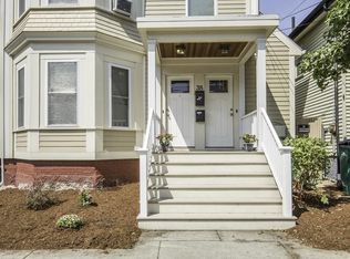 38 Grove St, Lynn, MA 01905