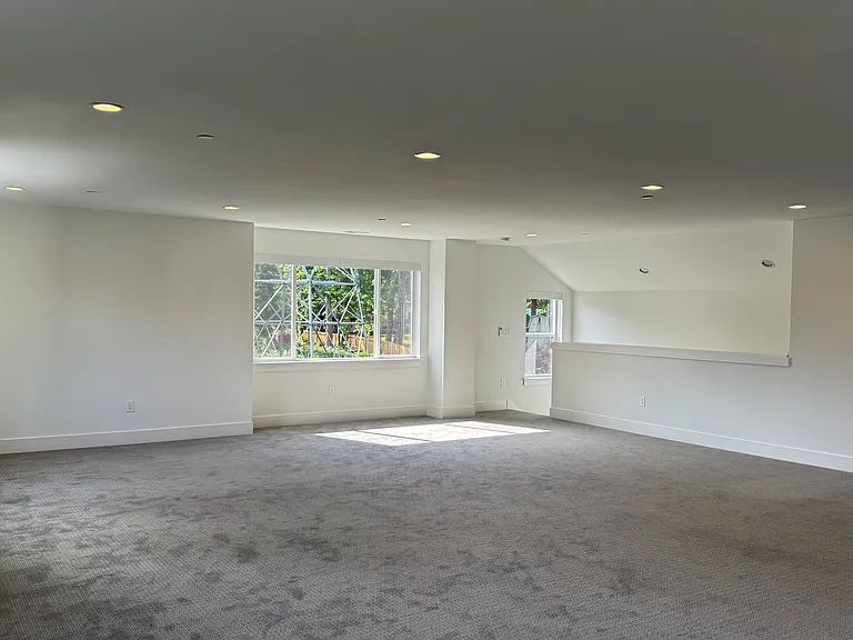 2068 246th Ave SE — Photo 24