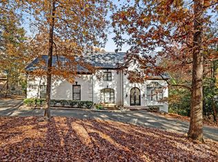 5516 Hardison Rd, Charlotte, NC 28226