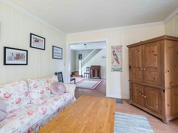 5th image of 314 Lyon St