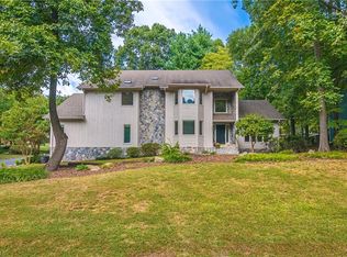 3801 Obriant Pl, Greensboro, NC 27410