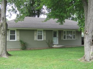 139 W Roosevelt Ave, Shawneetown, IL 62984