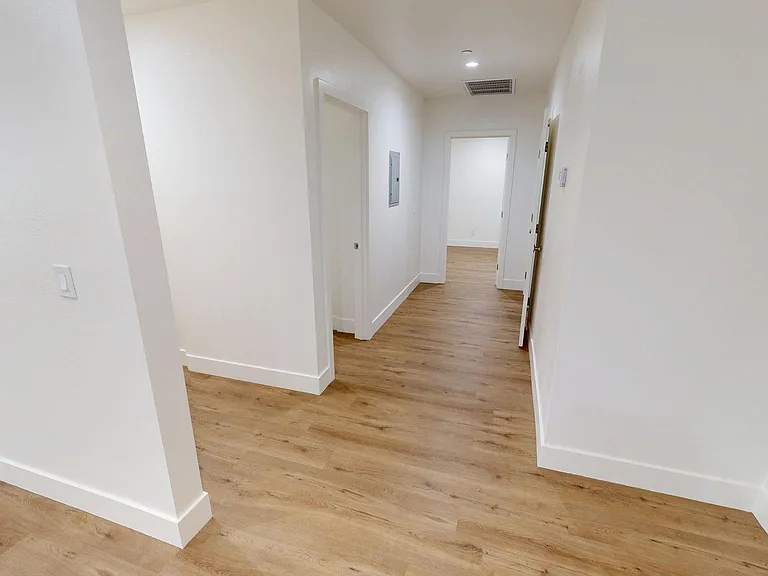 936 Calle Pensamiento #C — Photo 12