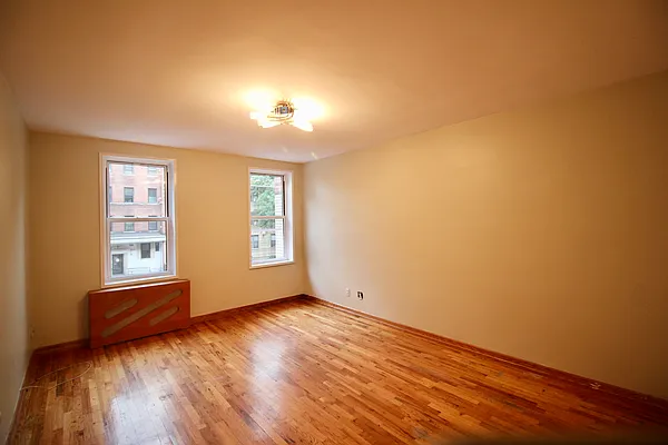 Sold by Hagstrom Management Inc | media 2