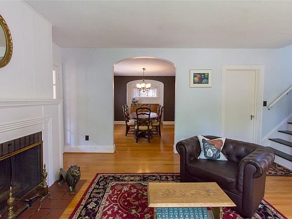 2nd image of 2054 12th St