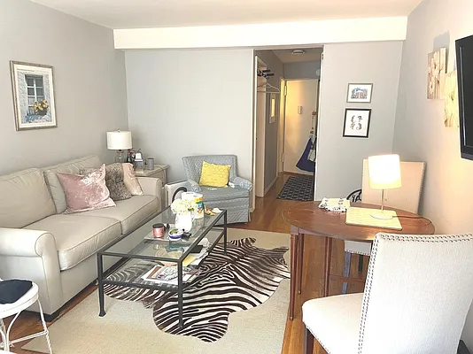 Rented by Corcoran | media 3