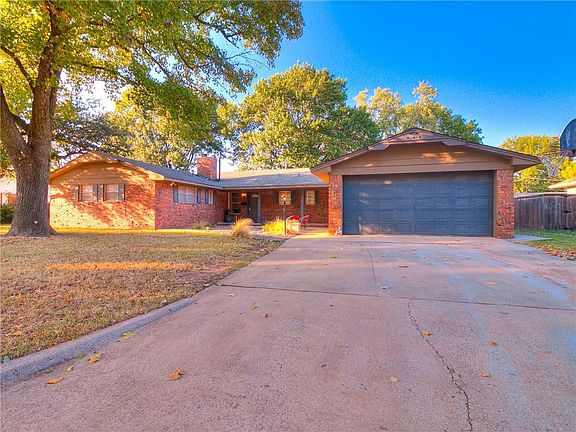 2nd image of 2603 Brentwood Dr
