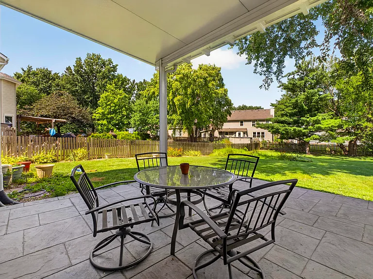 14510 S Kaw Dr — Photo 36