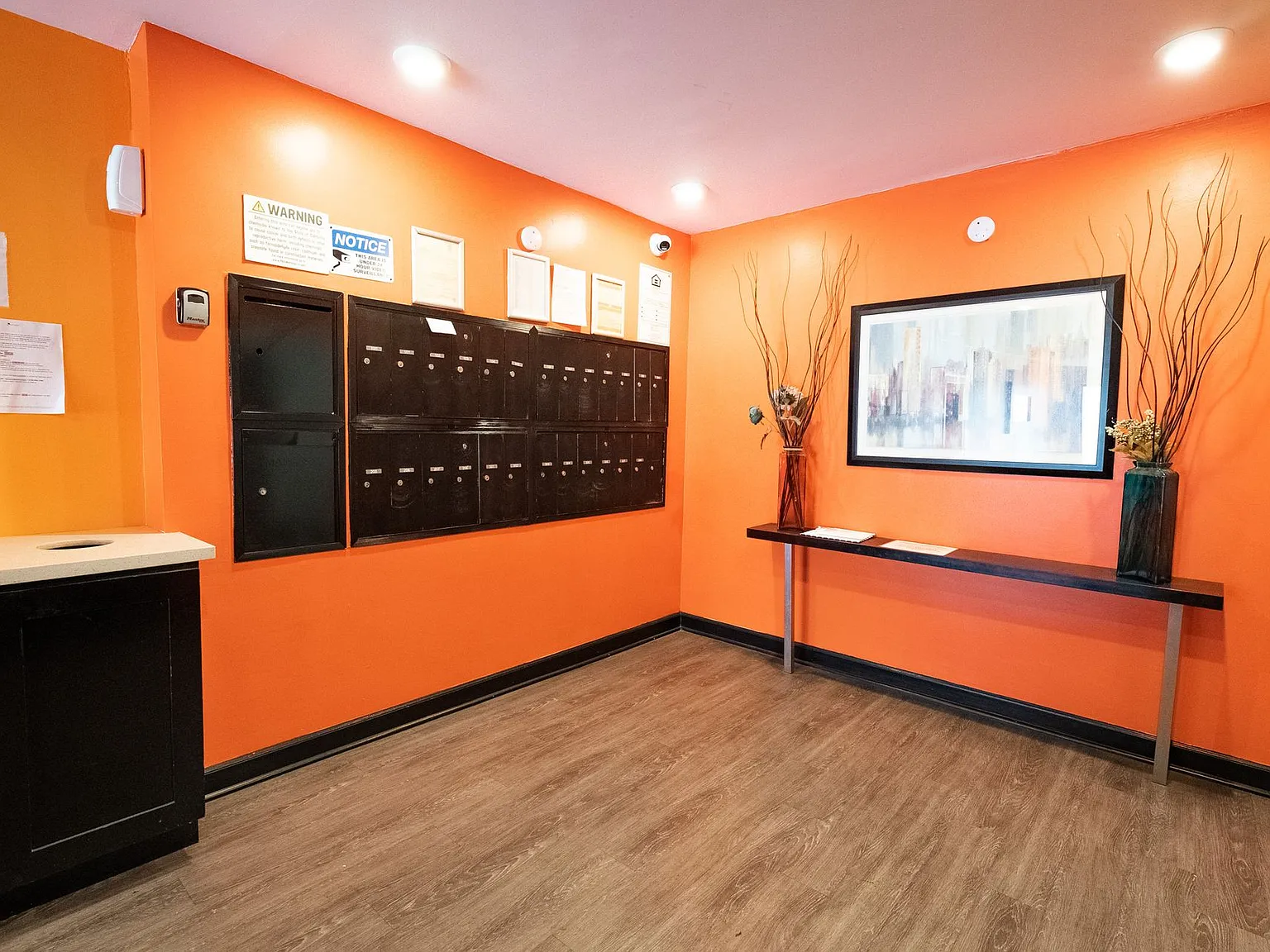 1371 S. Beverly Glen Blvd. — Photo 4