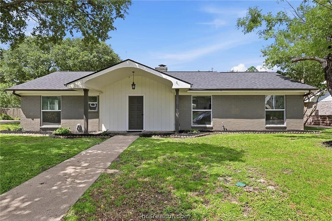 4 bed, 2172 sqft, $2,750 — Photo 1