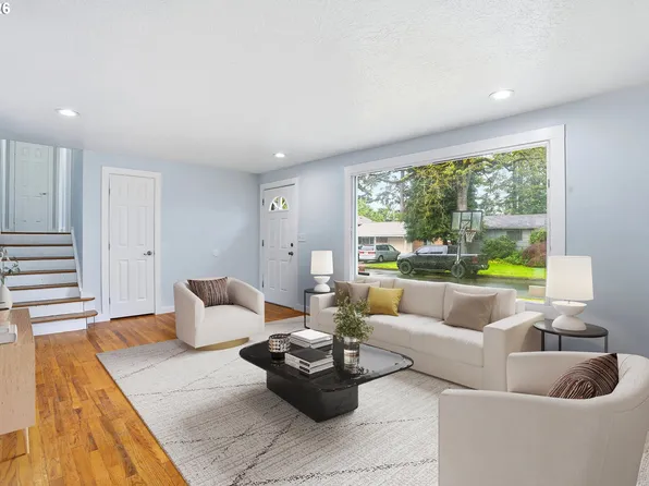 1203 NE 190th Pl