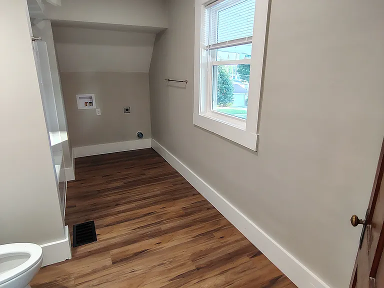243 S Wayne St #C — Photo 2