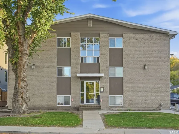 208 Saskatchewan Crescent E #204, Saskatoon, SK S7N 0K6