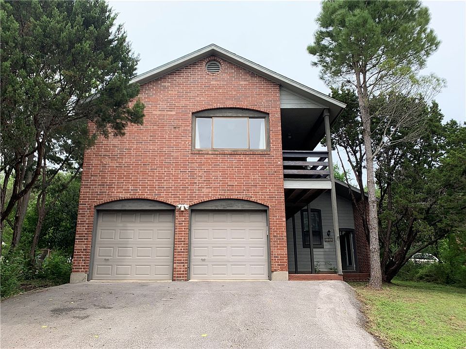 1st image of 106 S Cuernavaca Dr
