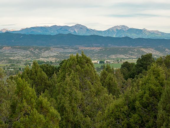 3rd image of 6119 S Us Highway 550