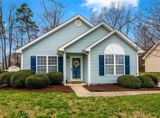 4416 Pleasant Valley Rd, Greensboro, NC 27406