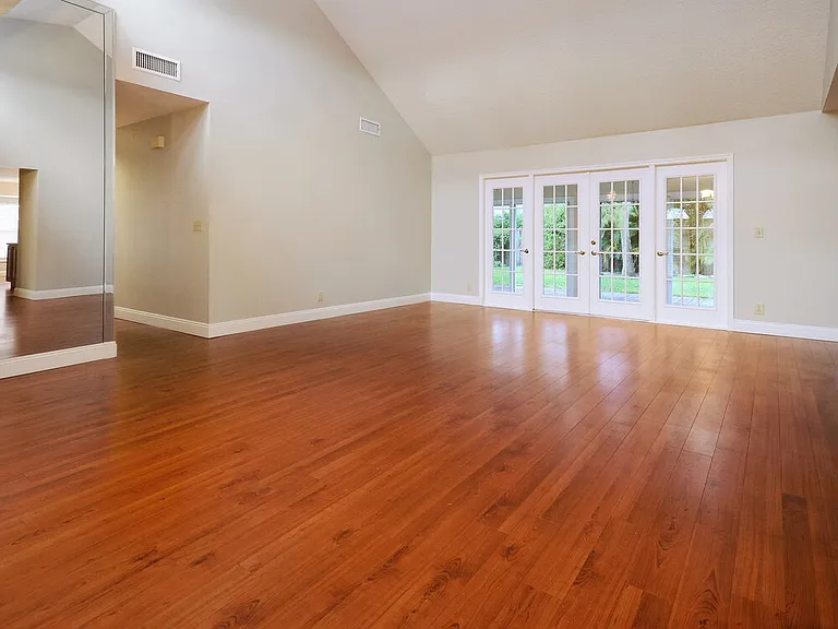 13515 Northumberland Cir — Photo 3