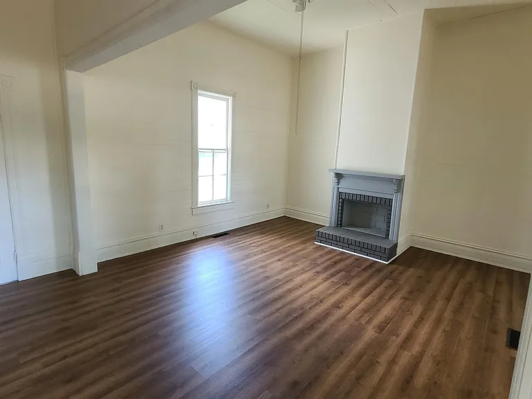 776 Macon Ave — Photo 17
