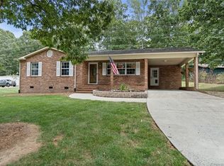 1041 Buffalo Shoals Rd, Statesville, NC 28677