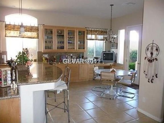 2nd image of 2820 Peaceful Grove St