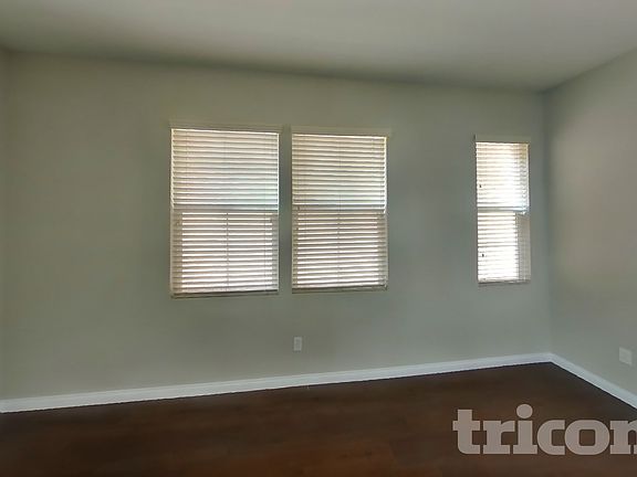 3rd image of 5344 Flowing Spring St