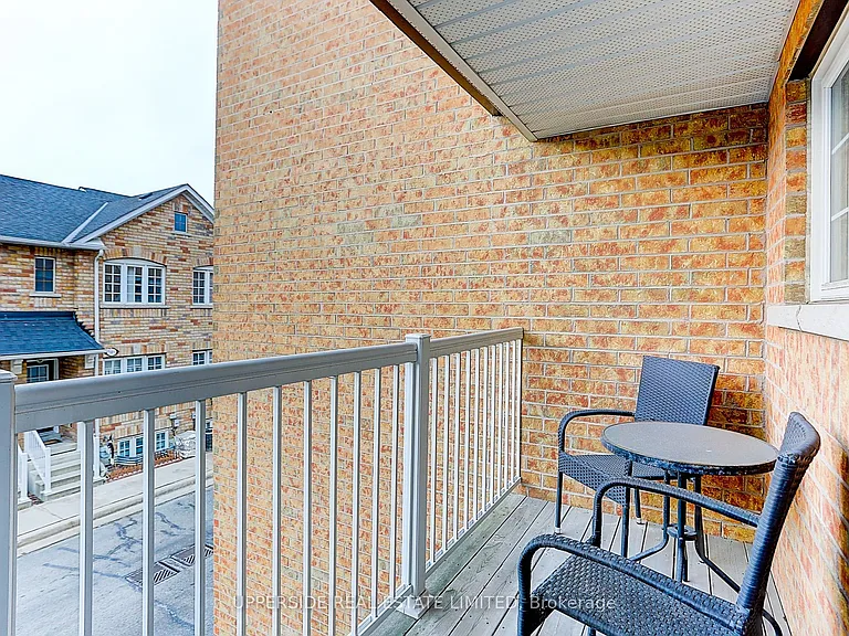 67 Birdstone Cres — Photo 10