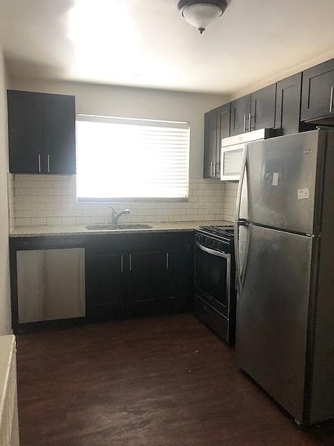 1st image of 7545 N Bell Ave