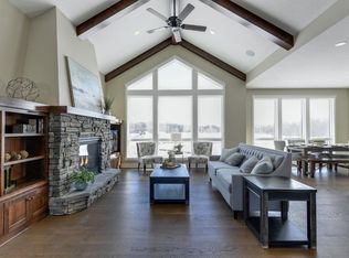 13817 Isetta St, Ham Lake, MN 55304