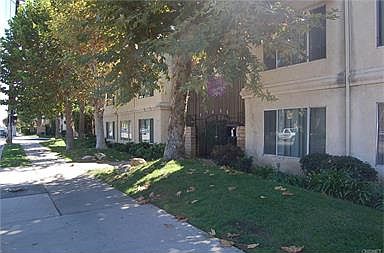 5th image of 21000 Parthenia St Unit 20
