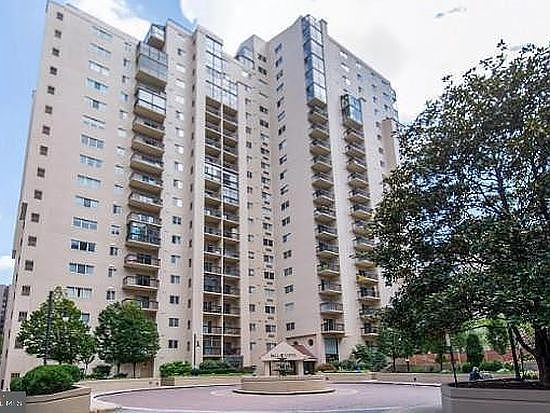 1st image of 1211 S Eads St APT 1202