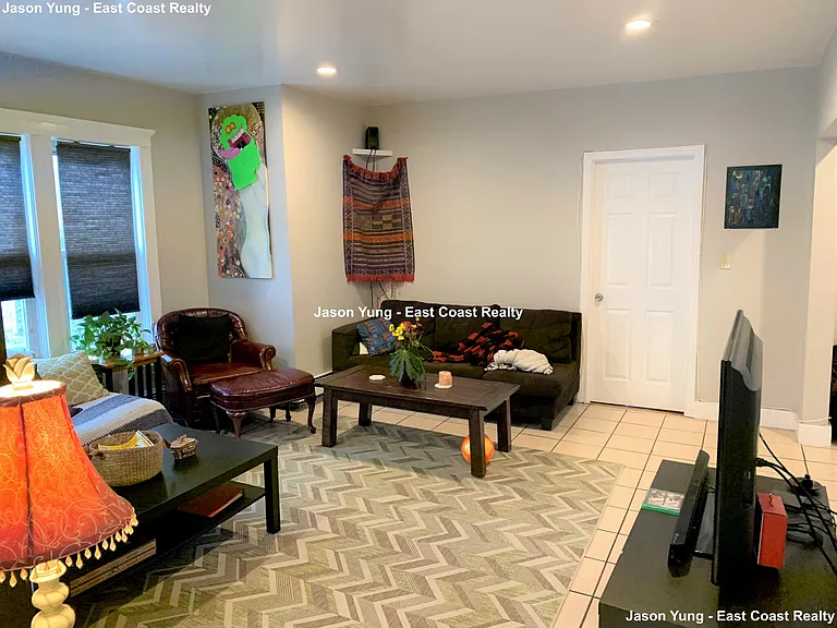 66 Quint Ave #2 — Photo 6