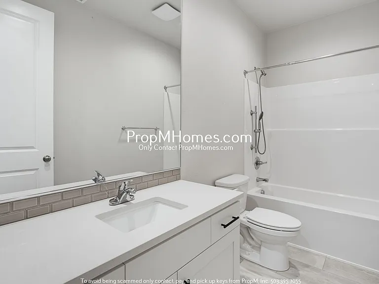 15737 SE Compass Course St — Photo 20