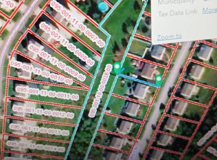 Hooks Ln, Canonsburg, PA 15317