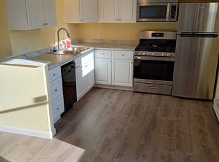 5 Belknap Ter #2, Hudson, NH 03051