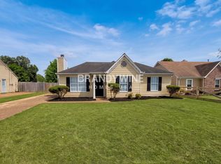 5962 Cottage Hill Dr, Millington, TN 38053