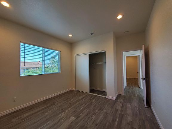 4-Bedroom3
