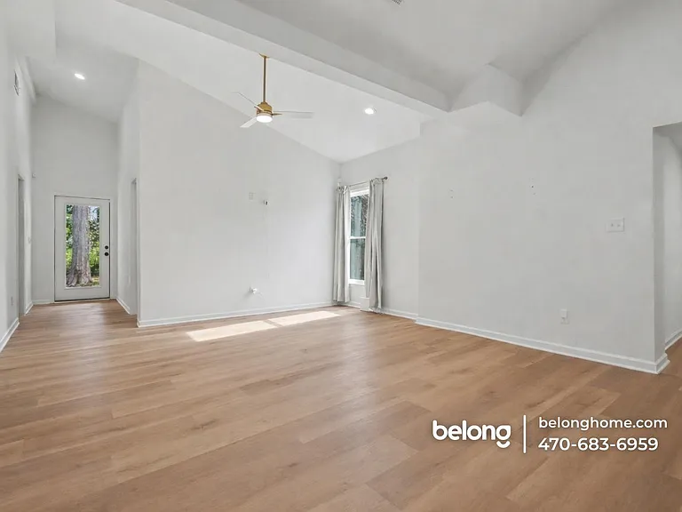 1017 Sparks St SW — Photo 24