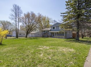 402 E 4th St, Superior, WI 54880