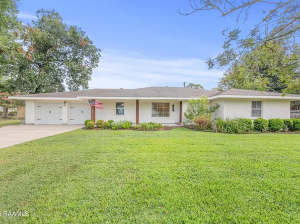 136 Alonda Dr, Lafayette, LA 70503