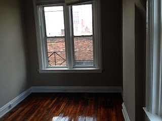 5th image of 204 W 8th St APT 25
