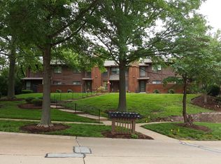 2037 Trailcrest Ln APT 6, Saint Louis, MO 63122