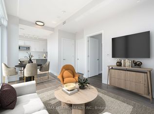 2525 Bathurst St #1110, Toronto, ON M6B 2Y9