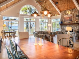6263 Lakeshore Dr, West Olive, MI 49460