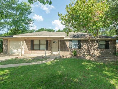 713 S Boyd St, Lindale, TX, 75771